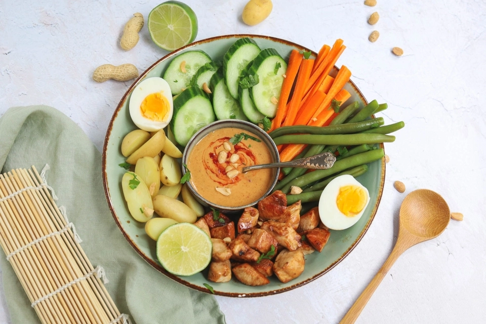 Gado gado met kip