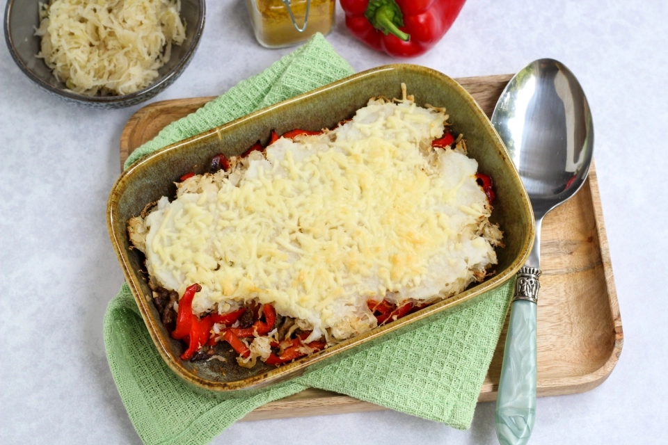 Zuurkool ovenschotel met gehakt & bloemkoolpuree