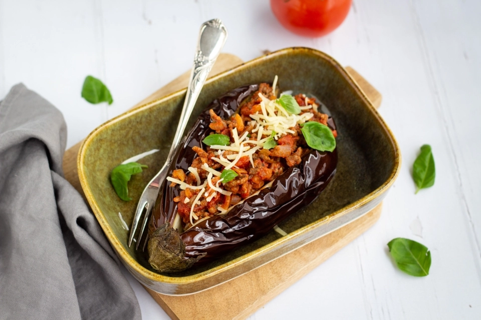 Gepofte aubergine met gehakt