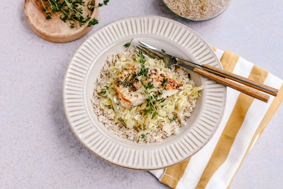 Kipfilet met romige spitskool