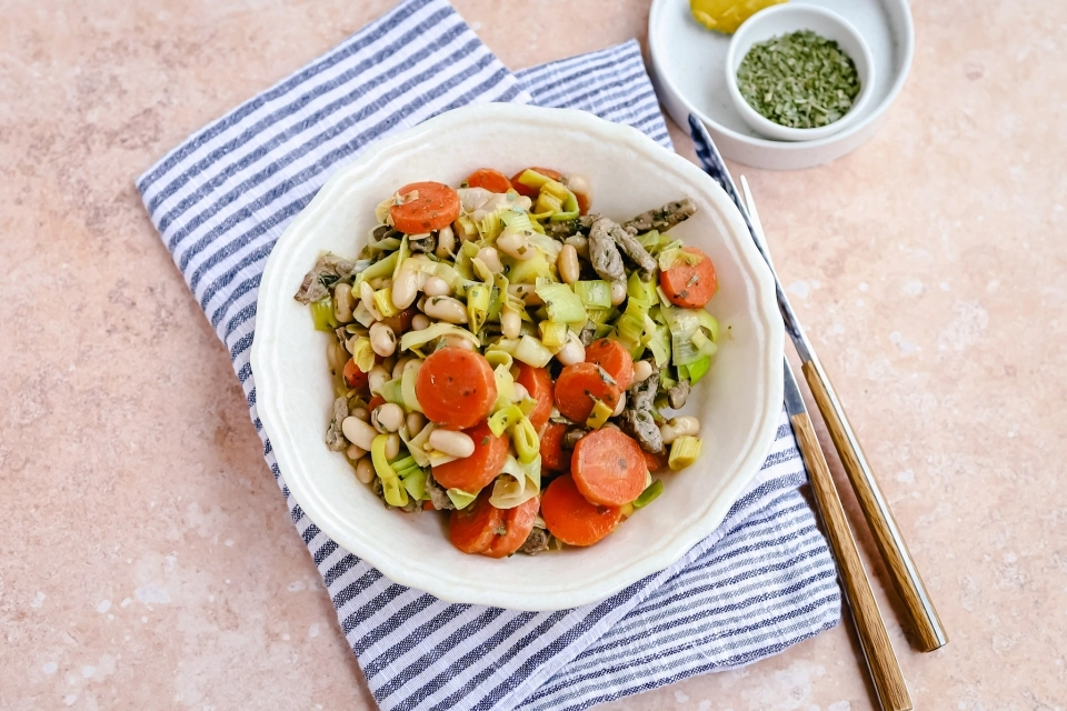 Stoofpotje van witte bonen & runderreepjes