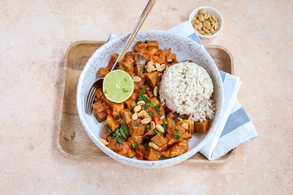 Aubergine curry met kip & rijst