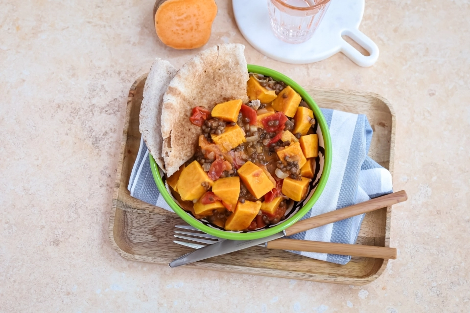 Voedzame linzencurry