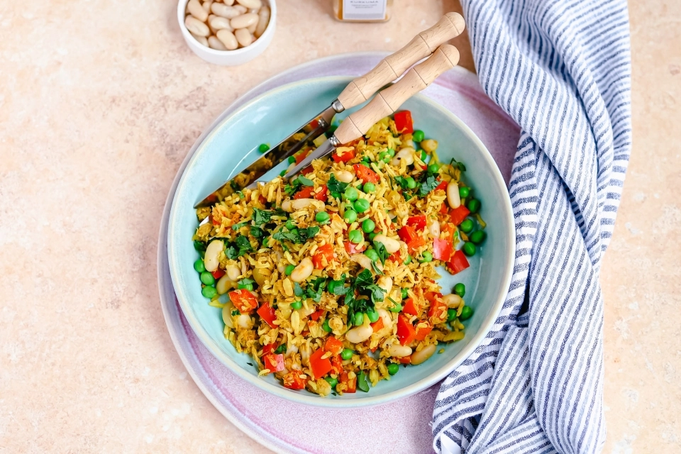 Rijstschotel met tonijn, paprika & cannellini bonen
