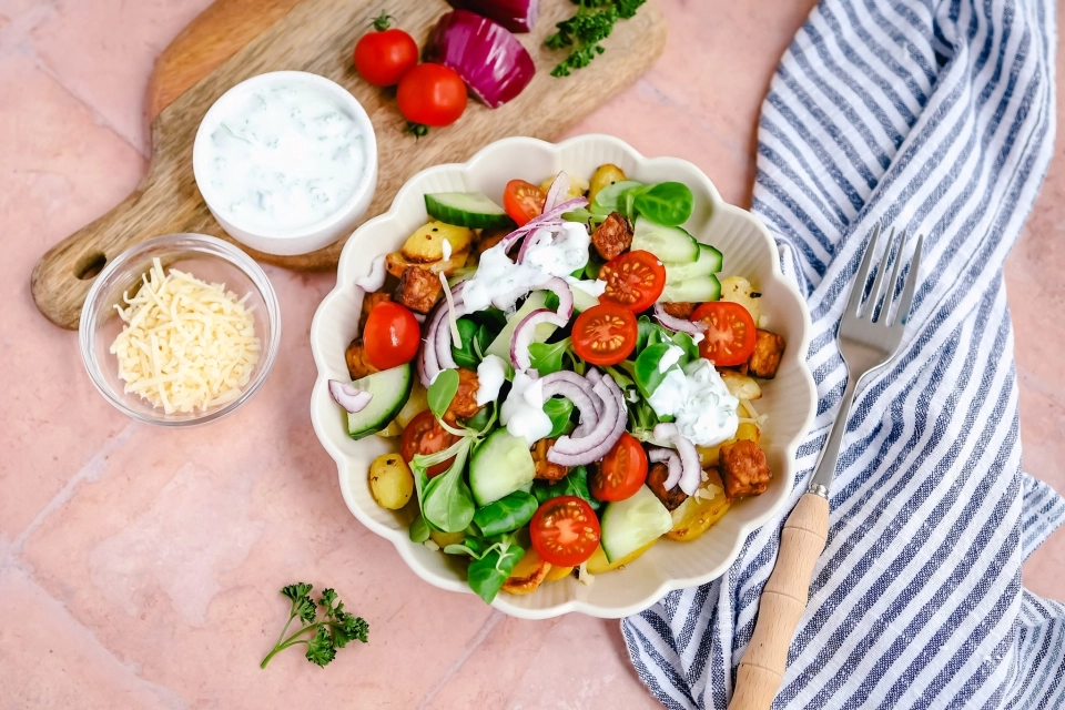 Kapsalon met krieltjes & tempeh